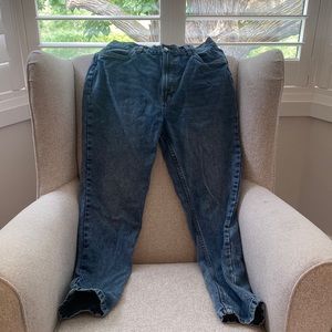 Re/use “mom” Jean - worn once Bought this year from White Cherry Boutique